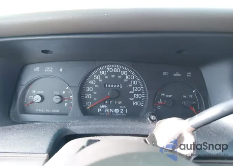 1999 Ford Crown Victoria Police Interceptor из США, поврежденный, VIN 2FAFP71W3XX138151